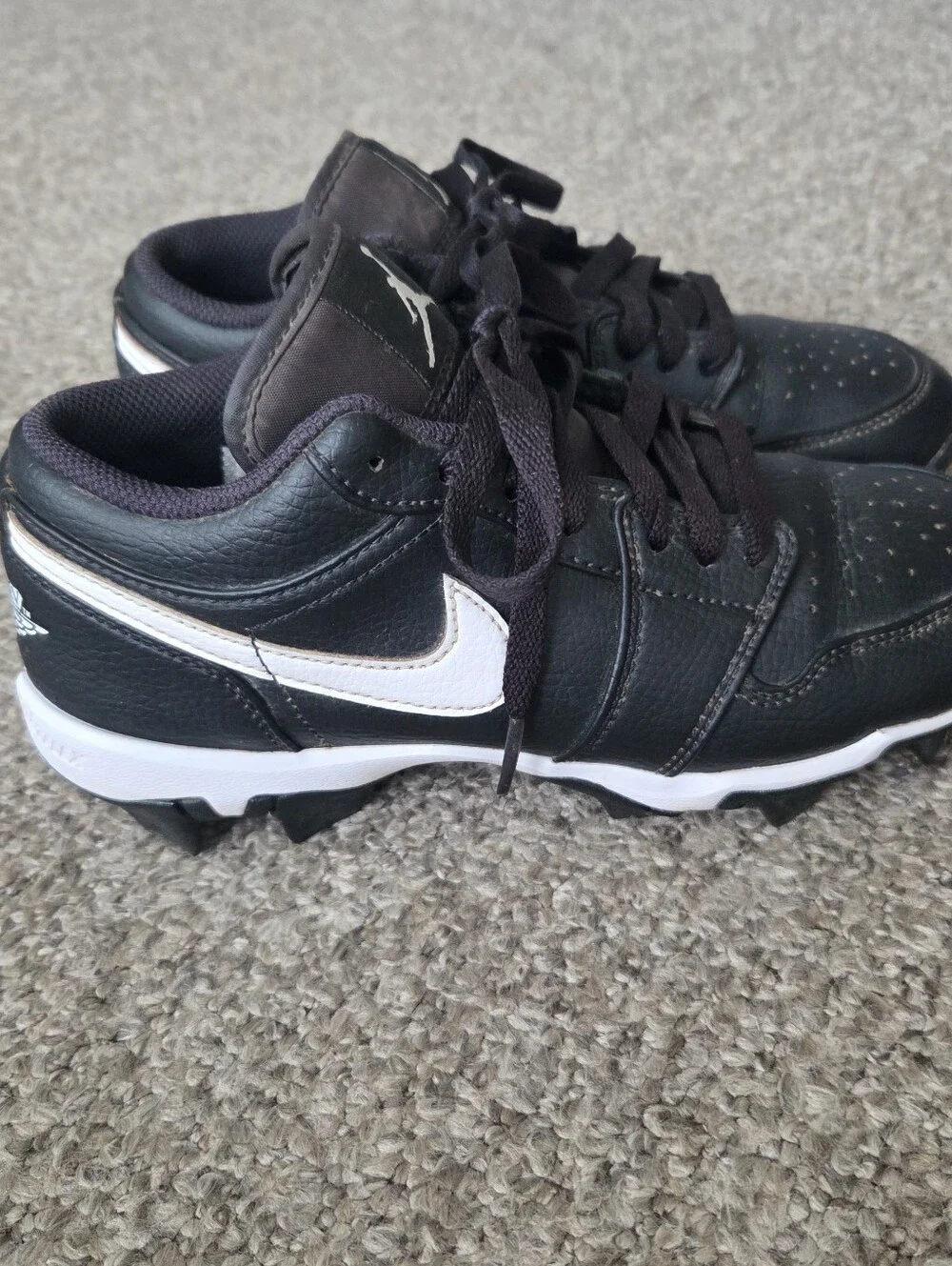 Nike Air Jordan 1 Low Cleats GS Youth Size 5Y Black White Football Baseball